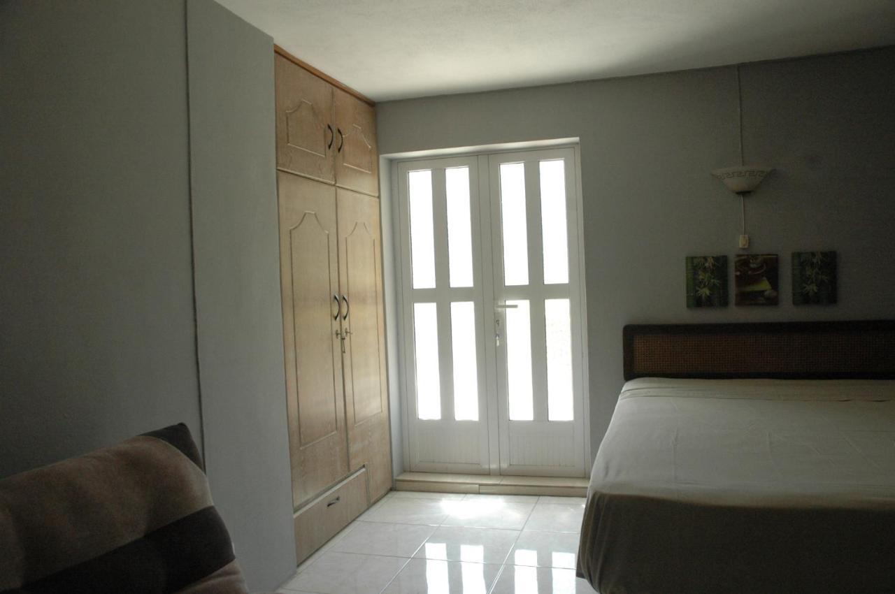 Captain's Quarters Apartment