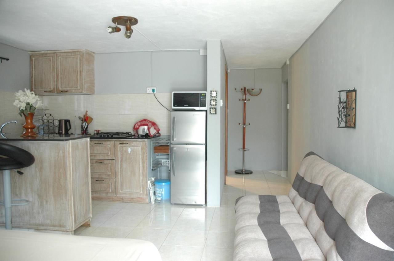 Apartment Captain's Quarters *